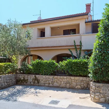Appartamento 1 Bedroom In Artatore