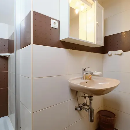 Appartamento 1 Bedroom In Artatore