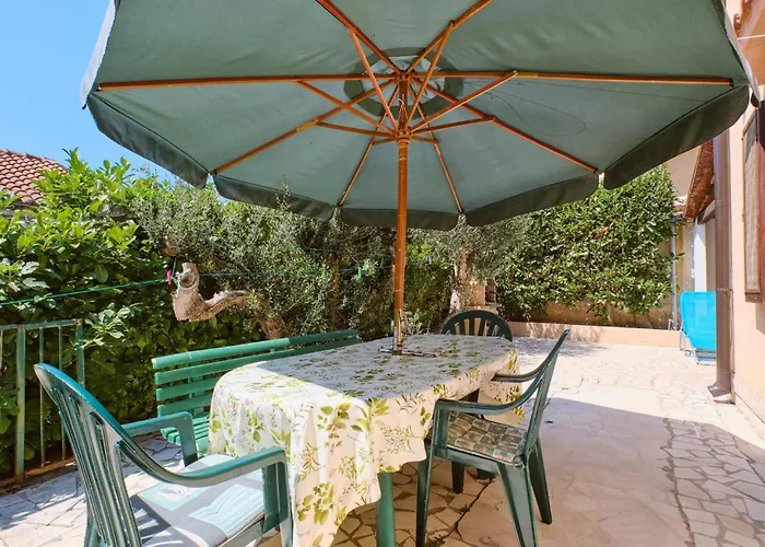 1 Bedroom Stunning In Artatore * Cunski