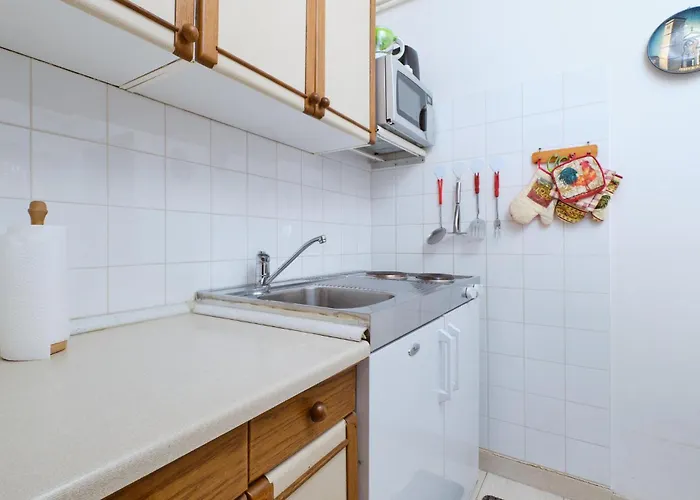 1 Bedroom Stunning In Artatore Cunski