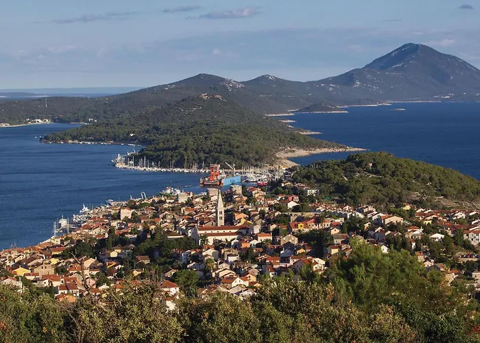 1 Bedroom Stunning In Artatore Cunski