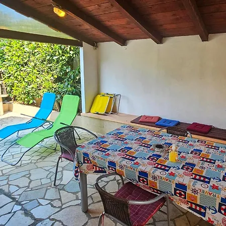 1 Bedroom In Artatore